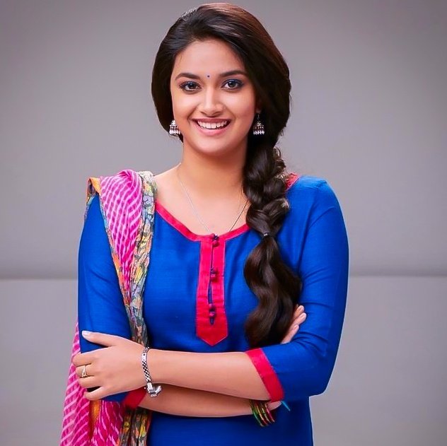 Nikki_Keerthy's tweet photo. Day 7
@KeerthyOfficial in blue ๐
#IdolInBlue
#30DaysIdolChallenge https://t.co/33pW7wEQJ1