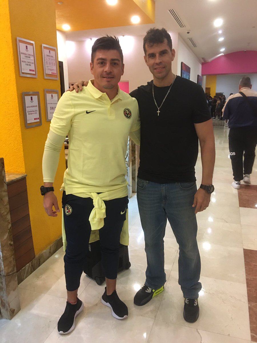 Q gusto verte compadrito @alescharredondo q sigan los éxitos