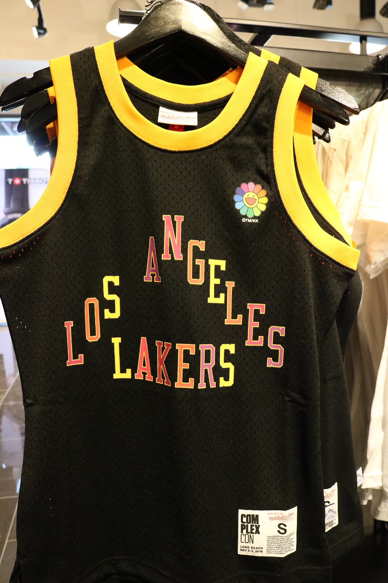 lakers store staples