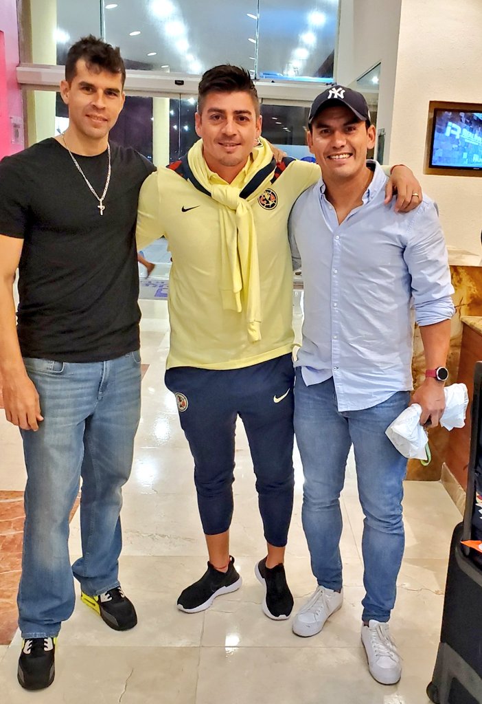 Con dos arquerazos!  @alescharredondo <a href="/bikerjarocho/">Jorge Bernal</a> vamos a ver el #veracruz  vs #America