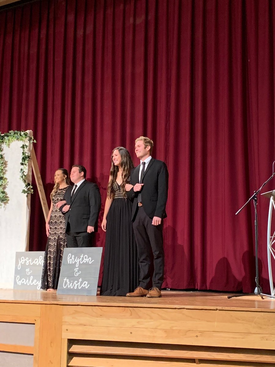 Chris_MLeGrande's tweet photo. So proud of ⁦@tristamlegrande⁩ for being selected for the SNU Homecoming Royalty as a top five senior. You continue to amaze us!#BoltsUp https://t.co/7bu92BLqyn