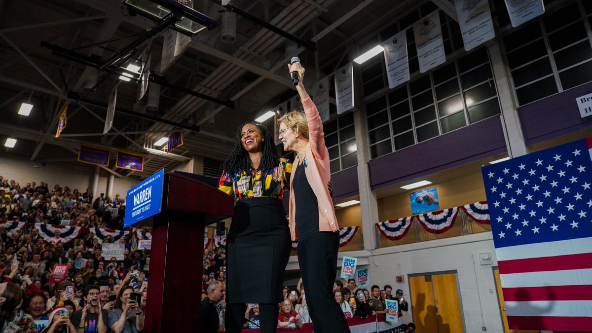 Elizabeth Warren and Ayanna Pressley onstage at the Raleigh town hall.