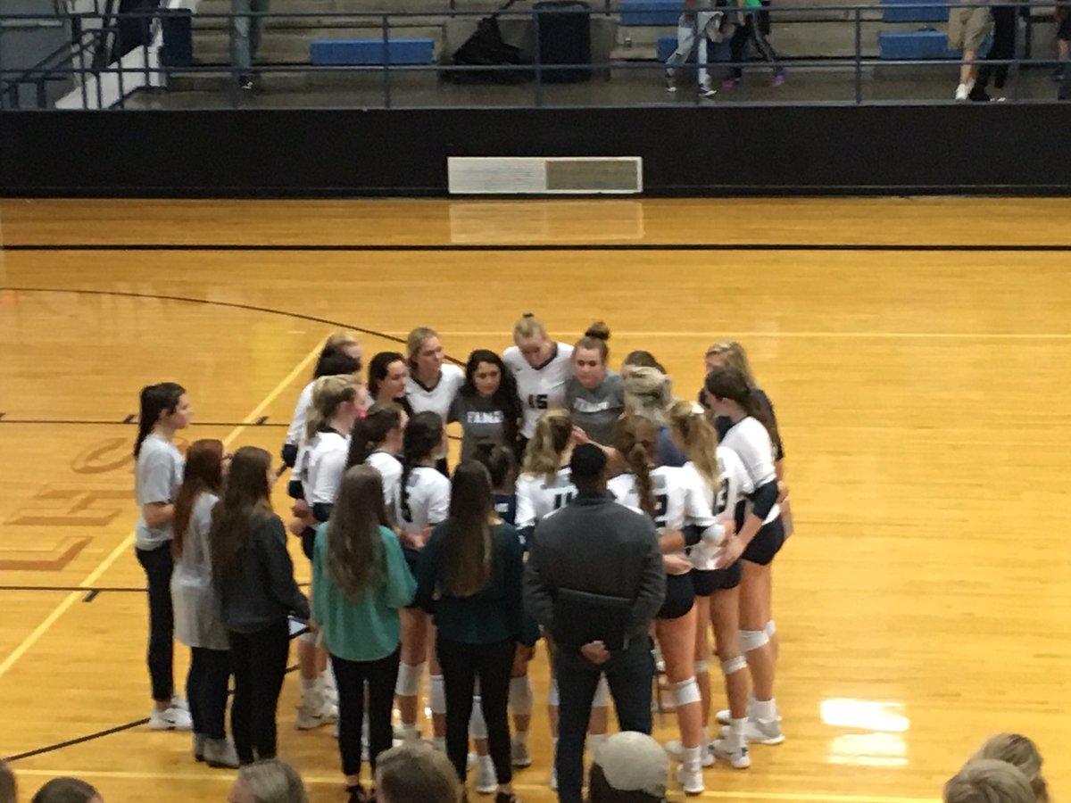 RobinMits's tweet image. Jags moving on! Won in 3! Go Jags!