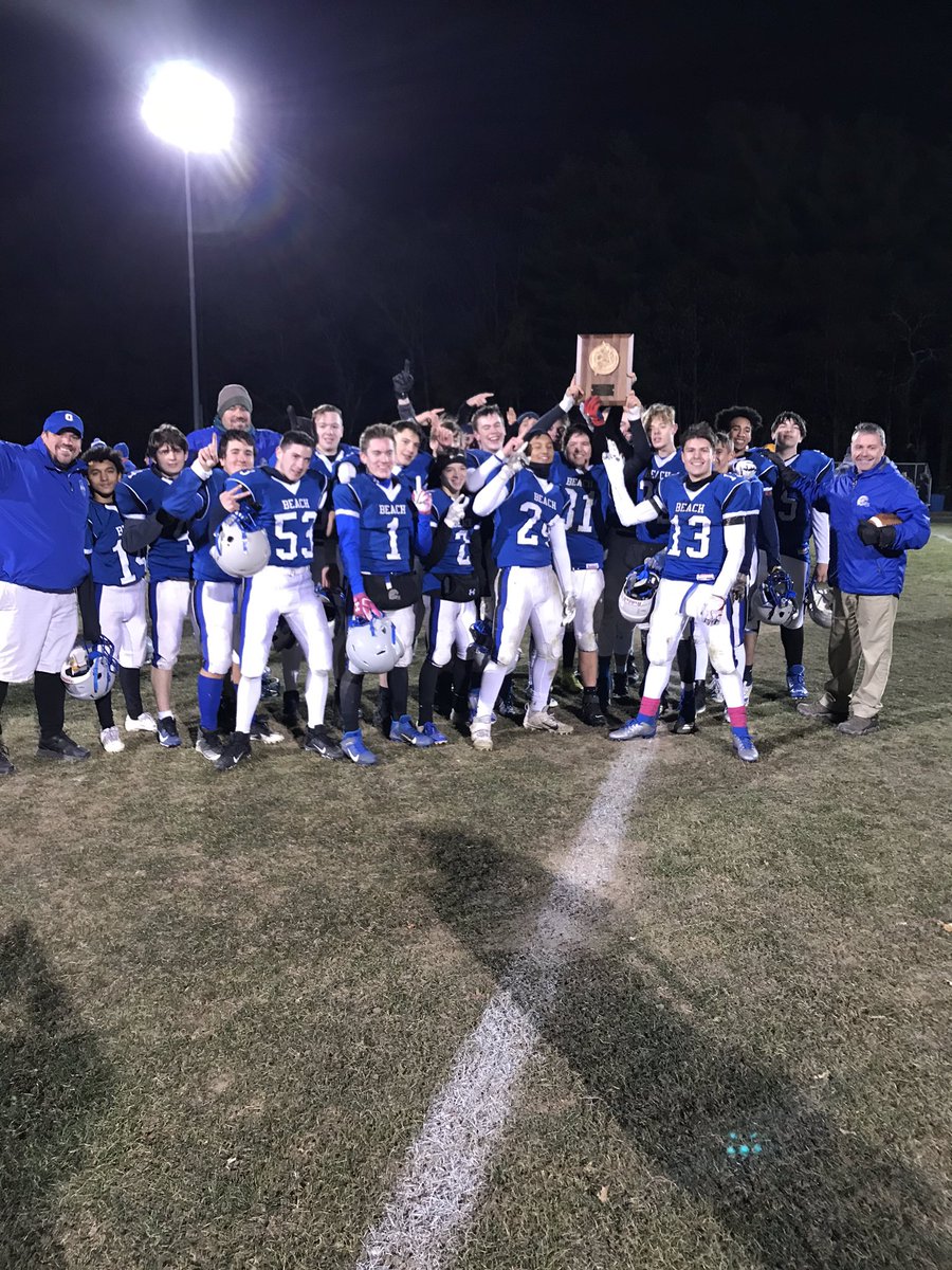 Supt_RSU23_OOB's tweet photo. Congrats to the OOBHS Seagulls! 8 man Small School Division Champions with a 48-14 victory over Boothbay. Gulls are playing for a state championship next Saturday! https://t.co/CHu0HcFvld
