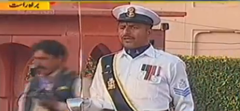 Waqtnewstv's tweet photo. لاہور:مزار اقبال پر گارڈز کی تبدیلی کی پروقار تقریب جاری
#IqbalDay #AllamaIqbal #guardceremony #NationalPoet @pid_gov @GOPunjabPK #Lahore #PakArmy @dgprPaknavy @PakistanNavy https://t.co/Erx11QY6W2