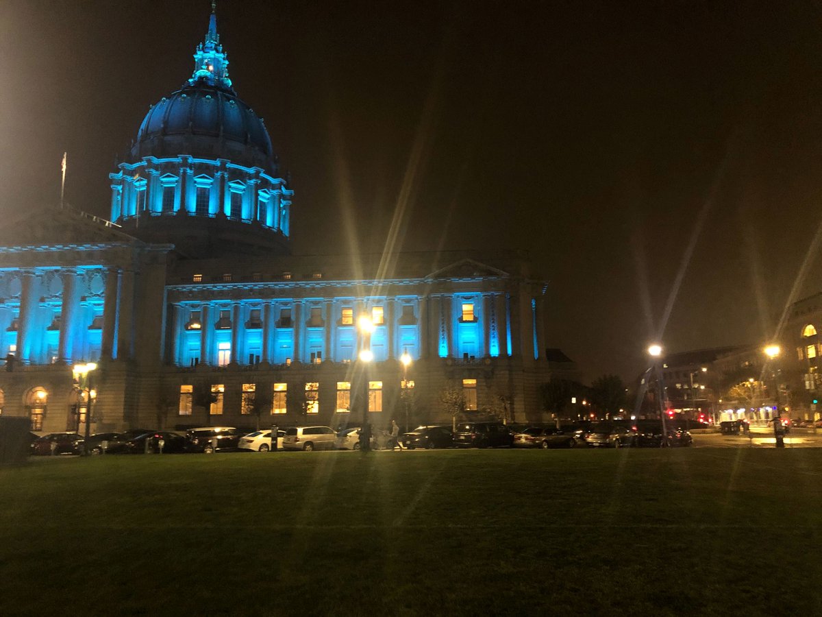 Last night I had the pleasure of participating in the @marchofdimes Gala at City Hall in SF. What a fun night for such a great cause! ✨ Visit their website below to find out info on how to get involved and fight for the health of all moms and babies. ❤️

marchofdimes.org