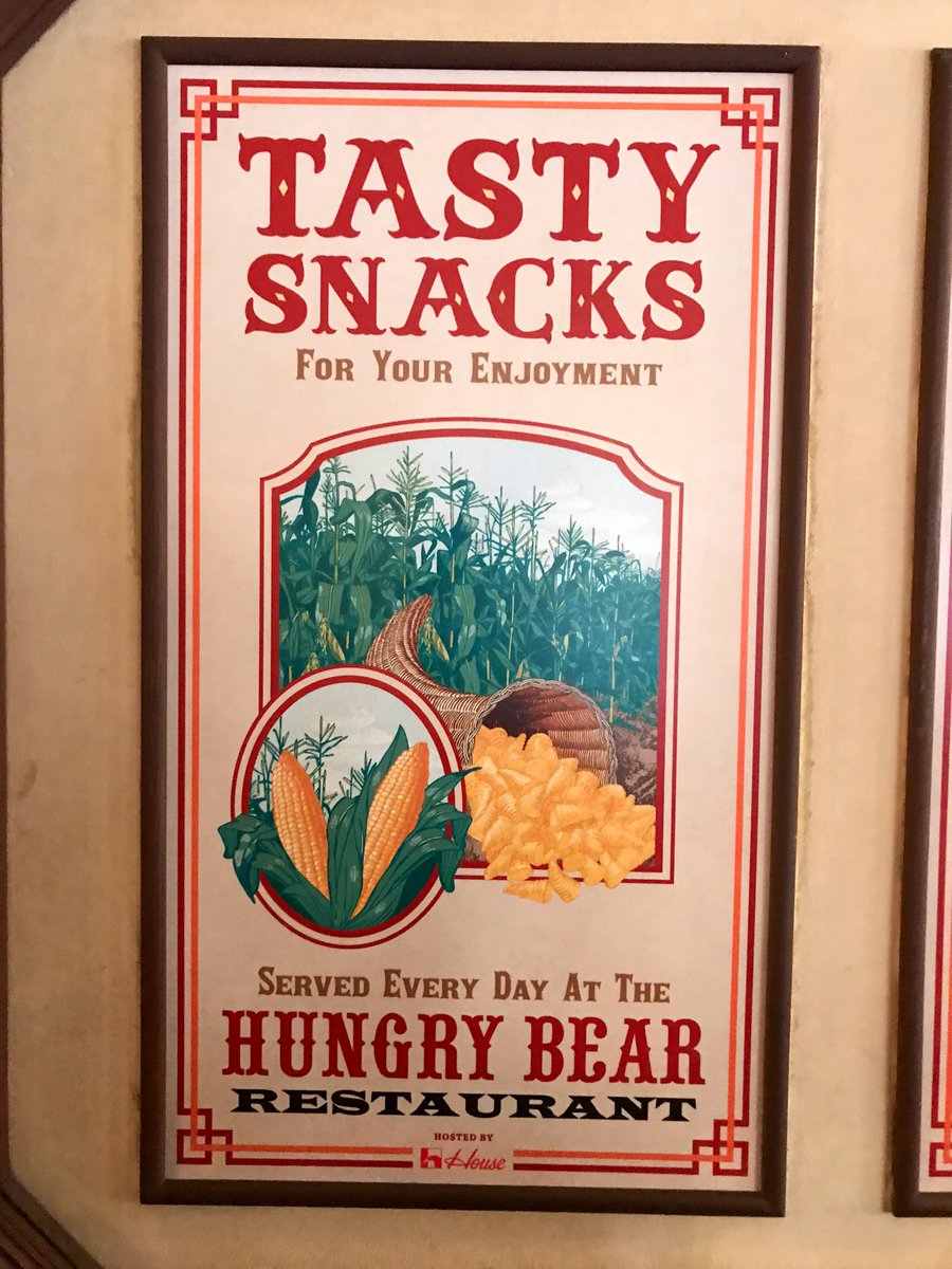 Ni Gata カントリーベアシアター ハングリーベアレストランに飾ってあるこのポスター 実はとんがりコーン ってd系の8 は知ってる事実 適当