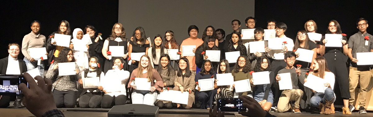 MorganArt15's tweet photo. A beautiful induction night for TCHS 2019-2020 National Art Honor Society last night. Thirty six new members! #TheColonyHS #TCstrong2019 https://t.co/lWFqwIM384
