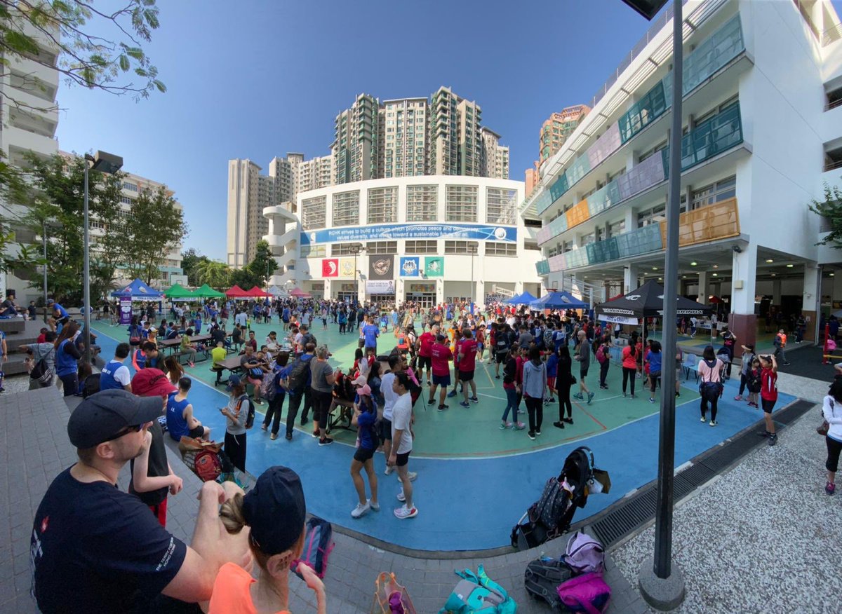 terryfoxrunhk's tweet photo. A big thank you to all our volunteers today! #TerryFoxRunHK
#outruncancer
#cancerresearch
#AnythingIsPossible
#MarathonOfHope https://t.co/NzQK4kK9sk