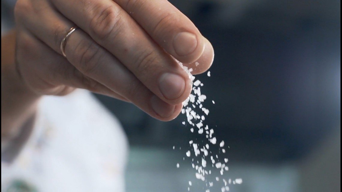 5 Surprisingly Smart Uses for Salt That Don't Involve Cooking - khou.com/video/entertai…