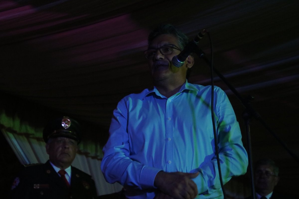 JDBConvInt64's tweet photo. Finalmente hicimos la entrega oficial de las llaves de la ambulancia que se irá hasta Villa Flores, en Chiapas. 

Las llaves de el camión tipo motobomba, las reciben representantes de Bomberos Nuevo León 
#64CNJB https://t.co/CEXNyARM6Y