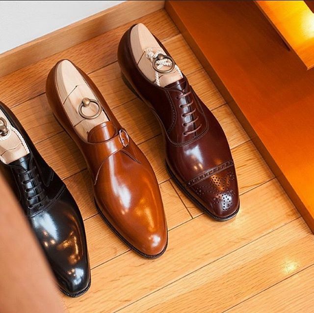 Bespoke_Makers's tweet photo. TYE shoemaker @tyeshoemaker
Picture courtesy of @tyeshoemaker
#bespokemakers #bespokeshoes #tyeshoemaker https://t.co/a7SDYK6tR5