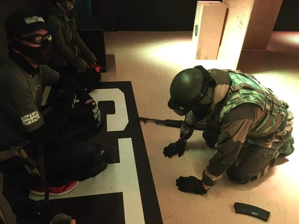 archie7774's tweet image. 本日は初のHussarに行ってきました！
久しぶりのインドアでボッコボコ撃たれましたが、楽しい１日でした😁(４枚目はFFをしてしまい謝ってるところです😭本当に申し訳ありません)
スタッフさん、参加者の皆さんありがとうございました！
#HUSSAR