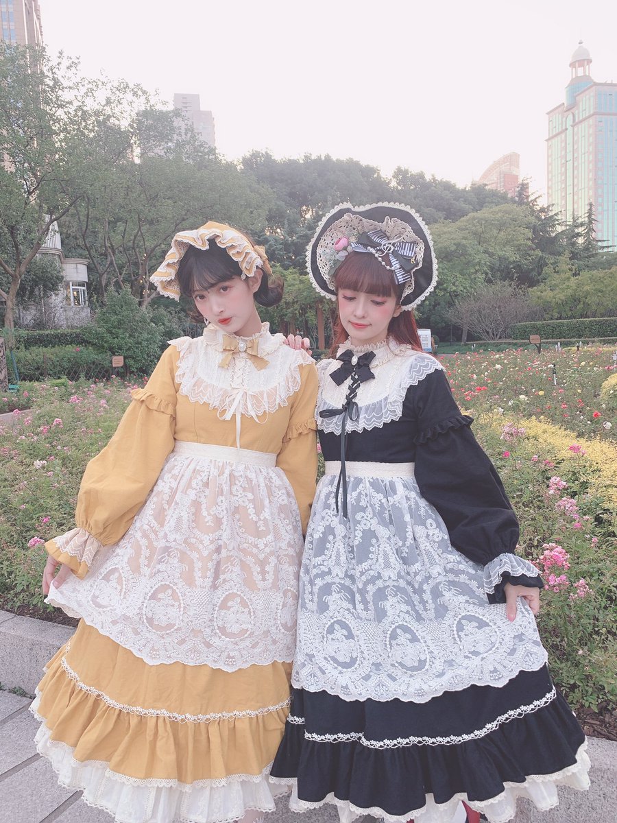 中国のモデルちゃんと双子コーデ💓