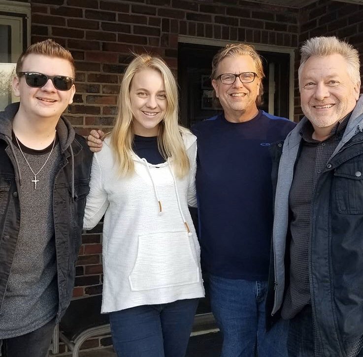 DreamMusicGroup's tweet photo. Super fun day co-writing with @LandonWall @KristiKrause &amp; #kenwall #songwriting #nashville #pair #bacon #swipelife https://t.co/ZkO0Z0g63R