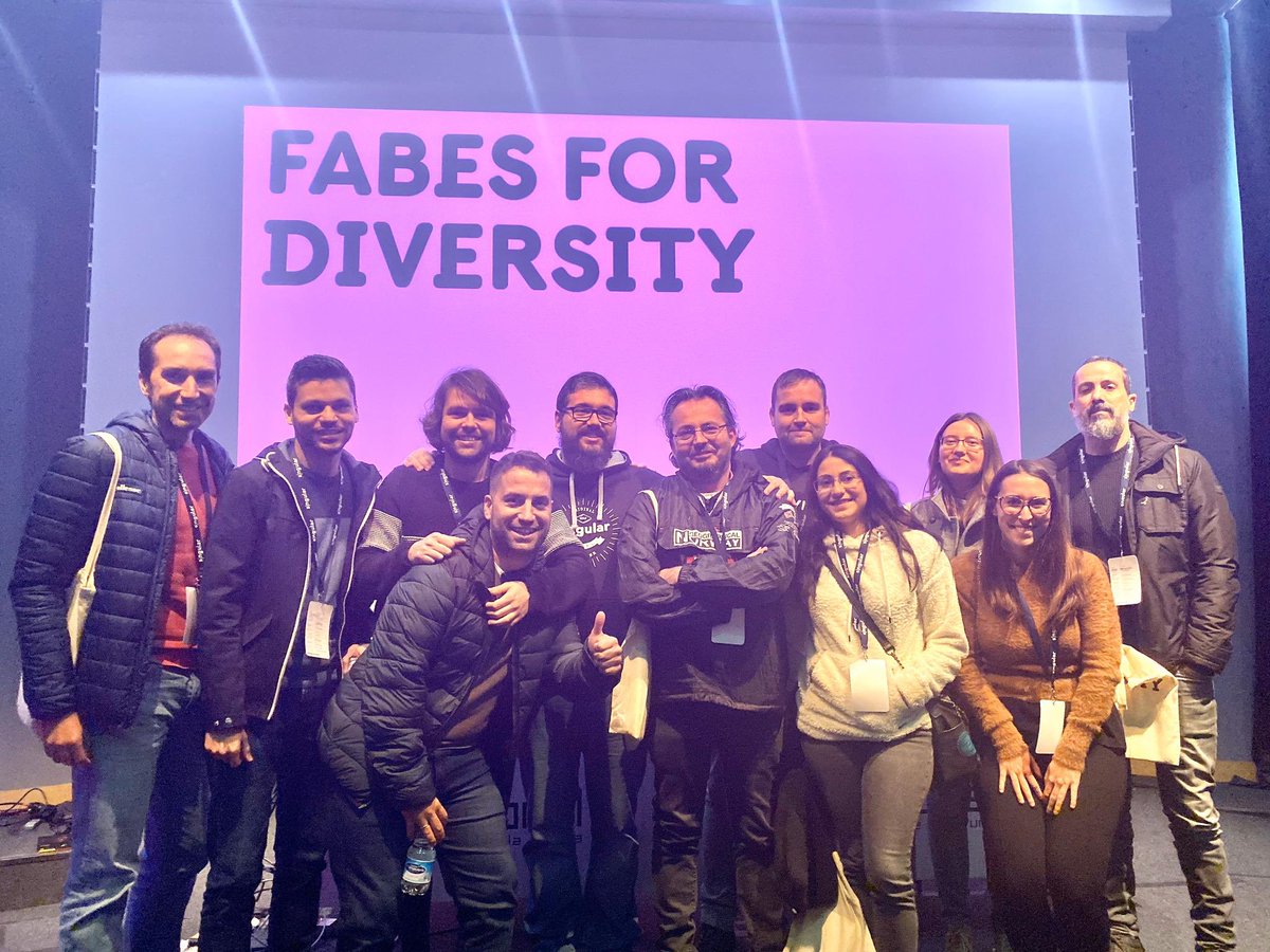#fabadaConf2019 #sngularRocks #sngularTeam #todosConManue <a href="/manuelcernuda/">manuelcernuda</a> <a href="/sngular/">Sngular</a>