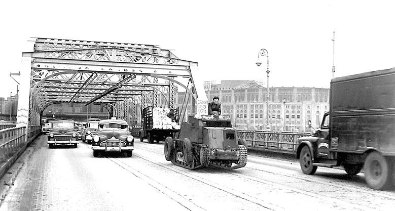 Eight Czechs, a homemade tank, and a lot of courage -- that's all Vaclav Uhlik and family needed to pull off their remarkable escape from behind the Iron Curtain. 

Great Escapes by <a href="/Scollon5/">Michael Scollon</a>:
ow.ly/CRlF50x60Vb