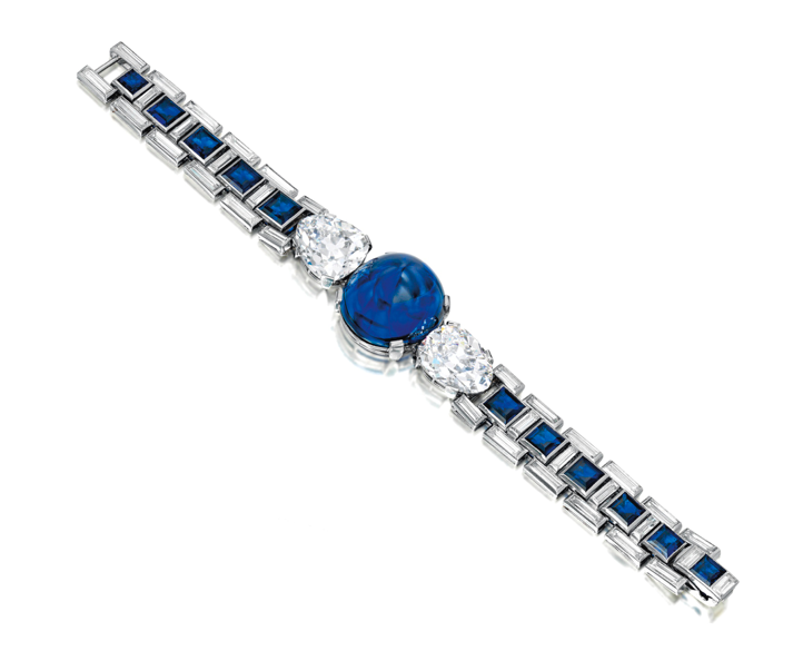 AskIGI's tweet photo. . @Sothebys rounds up a special collection of 20th century #jewels to celebrate the styles of the art deco era: https://t.co/1DbEIxbnRT https://t.co/J7xxiftEby