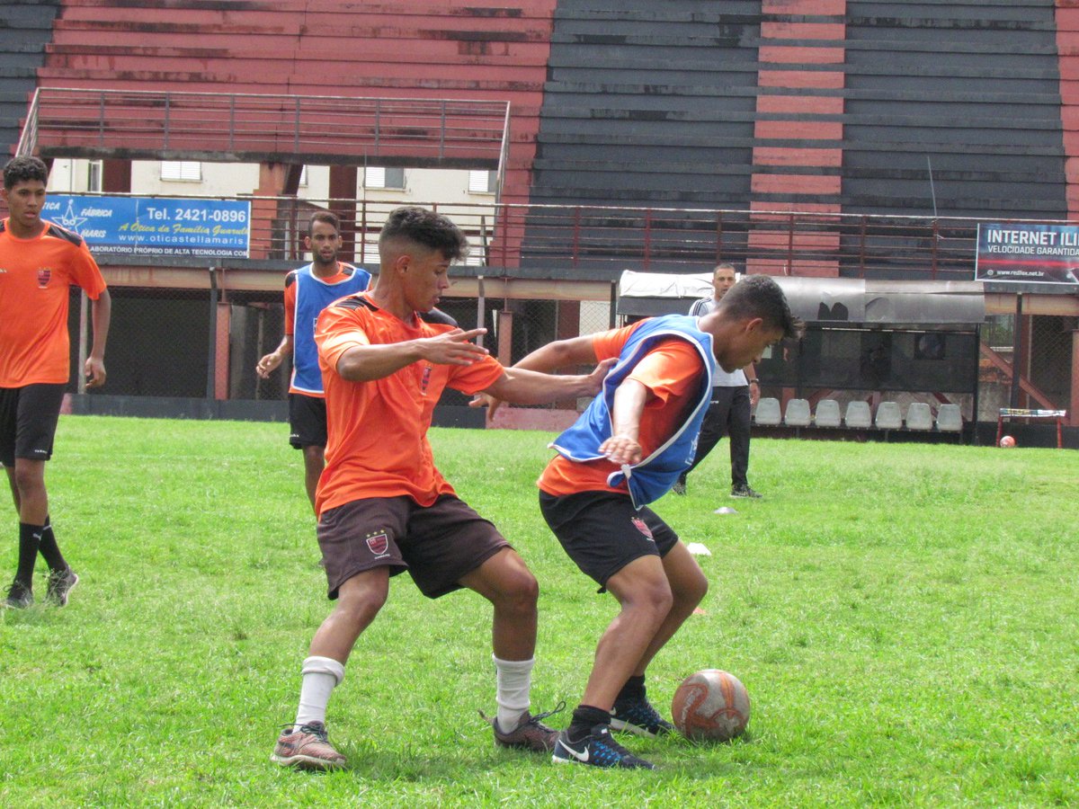 FlaGuarulhos's tweet photo. Sábado também é dia de muito trabalho para nossos Crias. A categoria Sub-20 trabalha firme de olho no #JAI2019, a estreia é na quarta (13), às 10h15, contra a cidade de Águas de Prata.
Fotos: Cláudio Herrera/Flamengo Guarulhos
#VoaCorvo #TimeDaCidade #GuarulhosÉRubroNegra https://t.co/ZgMbxtFBQS