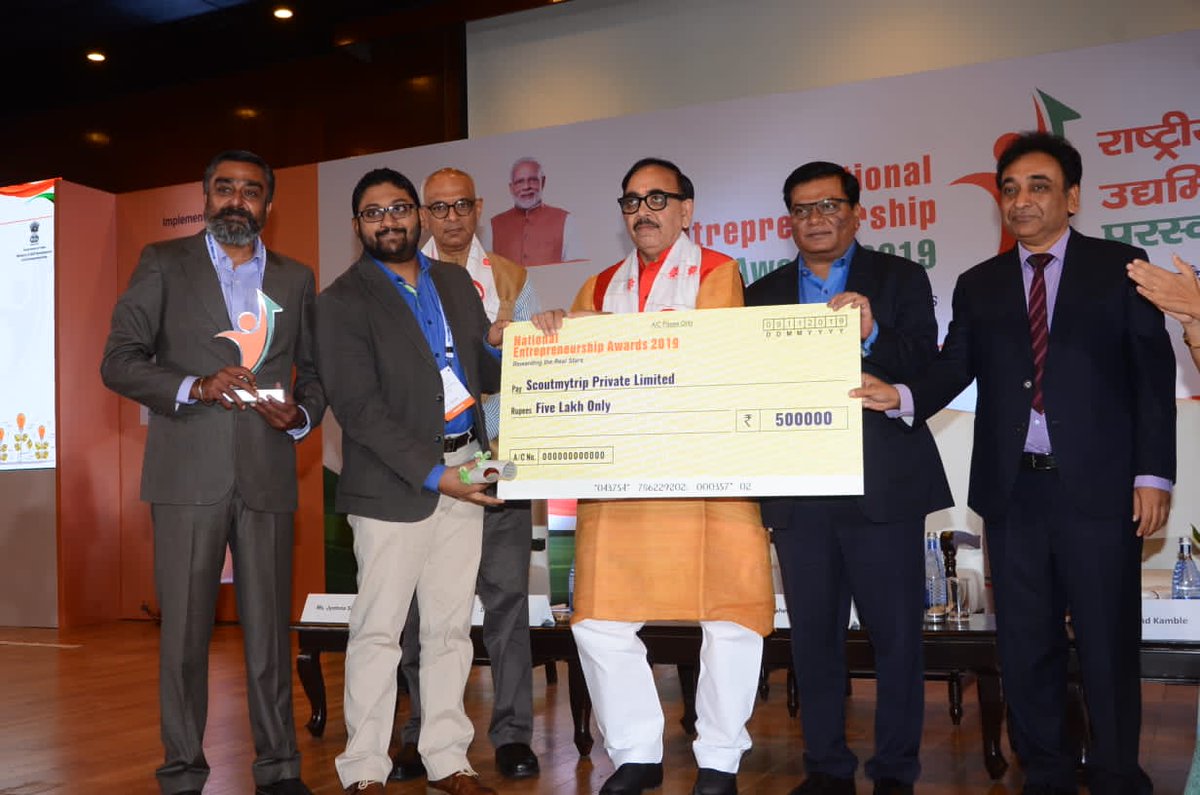 micnewdelhi's tweet photo. .@scoutmytrip of #Thane gets National Entrepreneurship Award at the hands of Union Minister Shri @DrMNPandeyMP in New Delhi today. Founder of #Scoutmytrip Shri Vinit Rajan &amp; Deepak Ananth received the award. Founder of Dikki @MilindKamble_ also present on the occasion. https://t.co/iW1qS73Qnn