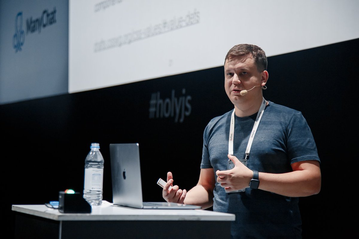 HolyJSconf's tweet photo. #holyjs С докладами выступили @rdvornov, @farzad_yz, @severenit и @akamenyar. https://t.co/k65kQCTtMX