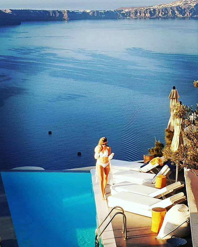 SantoSecrets's tweet photo. Book your tickets before you start missing this view again 😍
#santorinisecrets #lovesantorini #instasantorini #visitsantorini #mythicalbluesantorini #thira #destinationsantorini #beautifulsantorini #cyclades #calderaview #infinitypool #infinityblue #… https://t.co/09MZxxZaAn https://t.co/7x8WiuvSzy