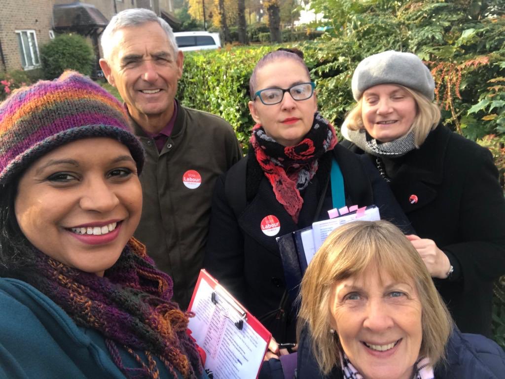 Out this morning on the #labourdoorstep in #Downham. A beautifully fresh, sunny morning and a good response from residents. 🌹🌞
