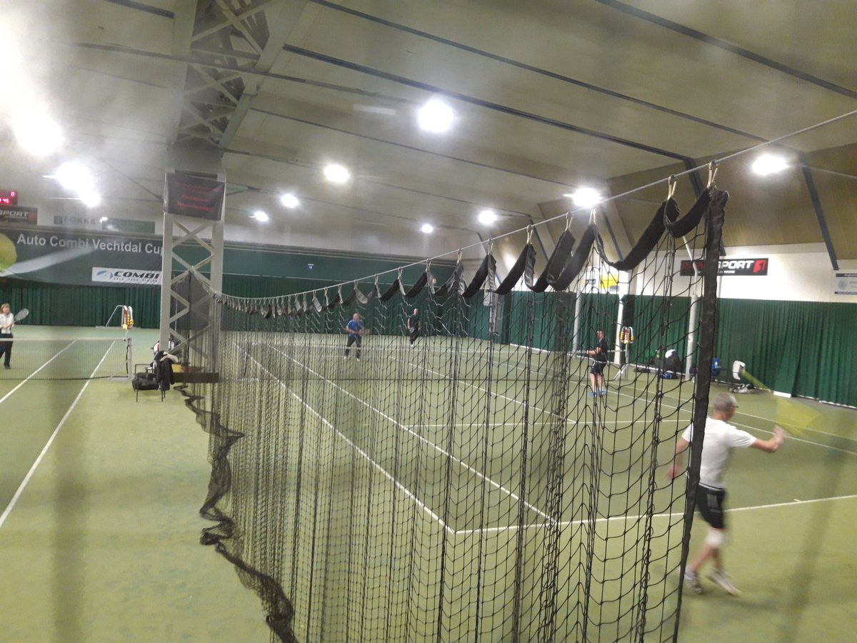 AutoCombi's tweet image. AUTO COMBI VECHTDAL CUP l Dit weekend gaat de strijd verder...Tweede weekend tennistoernooi voor de hele regio #Vechtdal @Gemeentecup