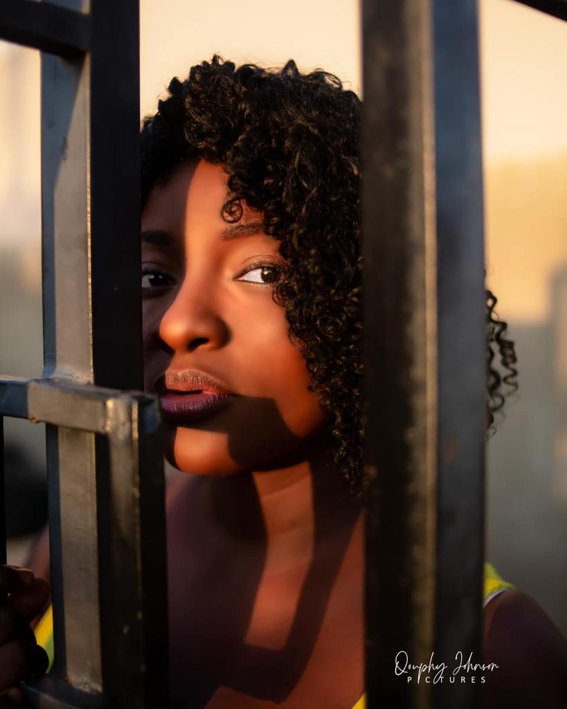 ElansStudio's tweet photo. Life isn't perfect but your hair, makeup and photograph can be.
Hair: @elans_studio
MUA: @elans_studio
Model: CEO of @elans_studio
Shot: @qouphy_johnson
#curlyhair #shorthair #virginhair #qualityimage #professionalphotography #photoshoot #makeup #image #orderonline https://t.co/NvOsQmDFSg