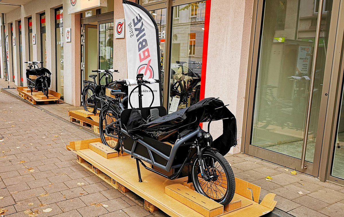 Die Hamburger Lastenrad Förderung läuft an. Die ersten Riese &amp; Müller Load 75 Rohloff sind da! 
-
Alle HamburgerInnen können den Zuschuss beantragen.
➡ ebikestore.de/de/hamburger-l…
Hier findet Ihr auch die Antragsformulare für Privatpersonen und Gewerbetreibende
-
#lastenradförderung