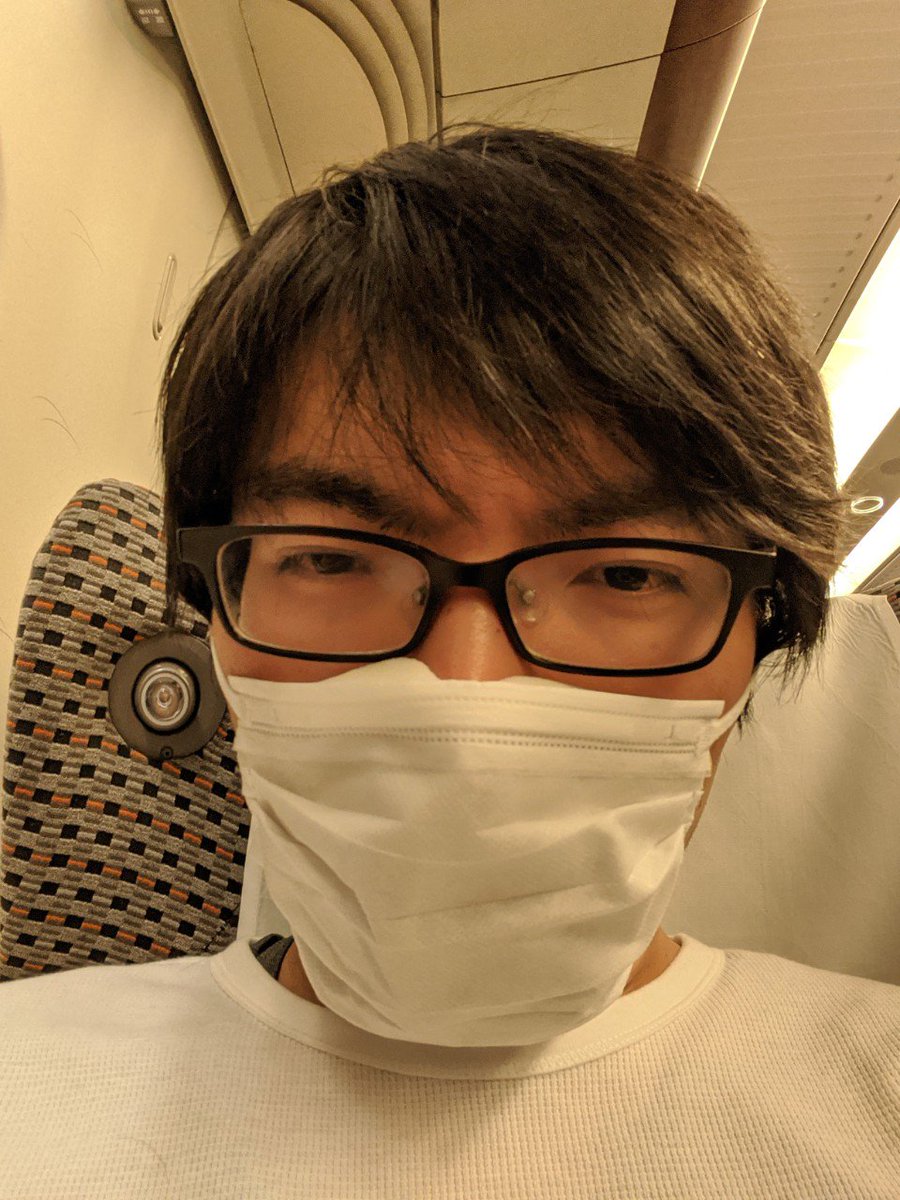 Towaco 今日はまお君 マリオさん 牛沢くん 2日連続 と飲んでました 大阪帰ります 写真は帰る時間が近付いてきてそろそろ帰らなきゃと言ってるのに全員からまだ大丈夫でしょとアルハラを連発されてギリギリの便で帰る私です Towaco 今日はまお君 マリオさん 牛沢くん 2日連続 と飲んでました 大阪帰ります 写真は帰る時間が近付いてきてそろそろ帰らなきゃと言ってるのに全員からまだ大丈夫でしょとアルハラを連発されてギリギリの便で帰る私です