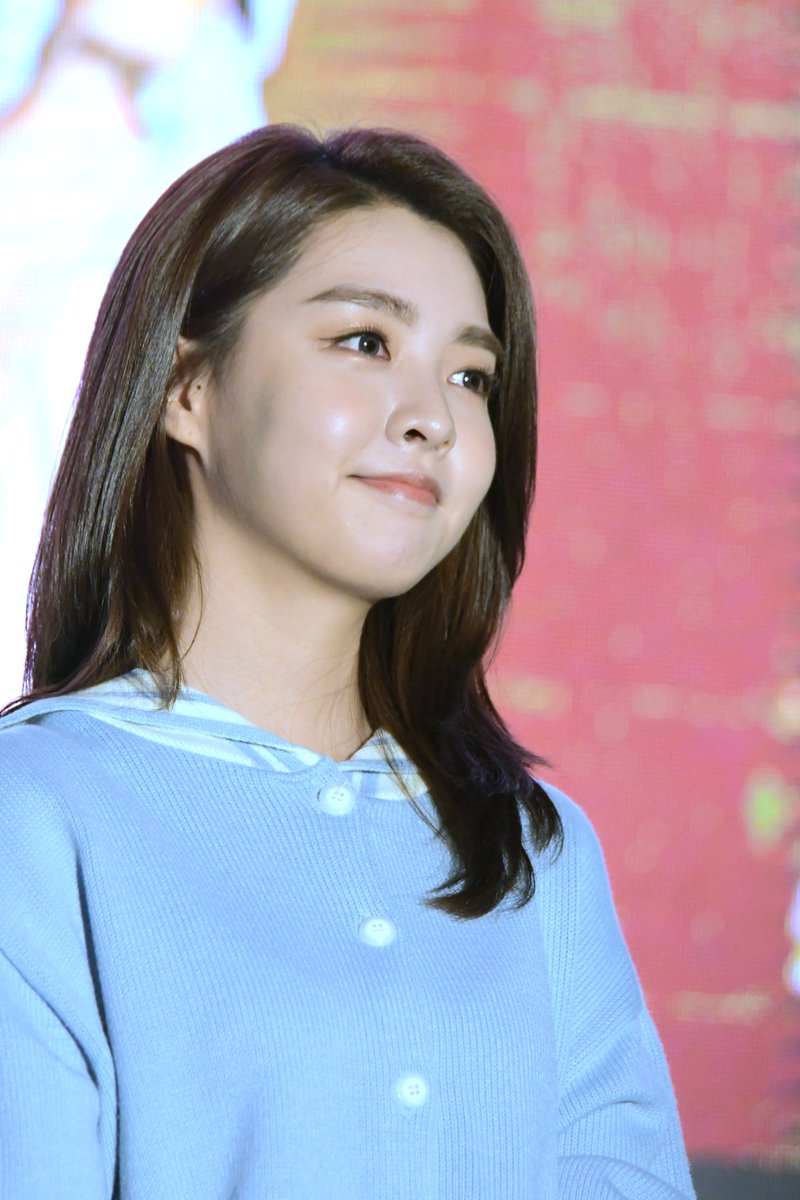JULYN11o4's tweet photo. #베리굿 #세형 #VERRYGOOD
2019,11,9] DDP 늣은밤CONCERT 
🥺 더 예뻐진거 같아요~ lovrly🤭 https://t.co/X4RbzTAcKQ