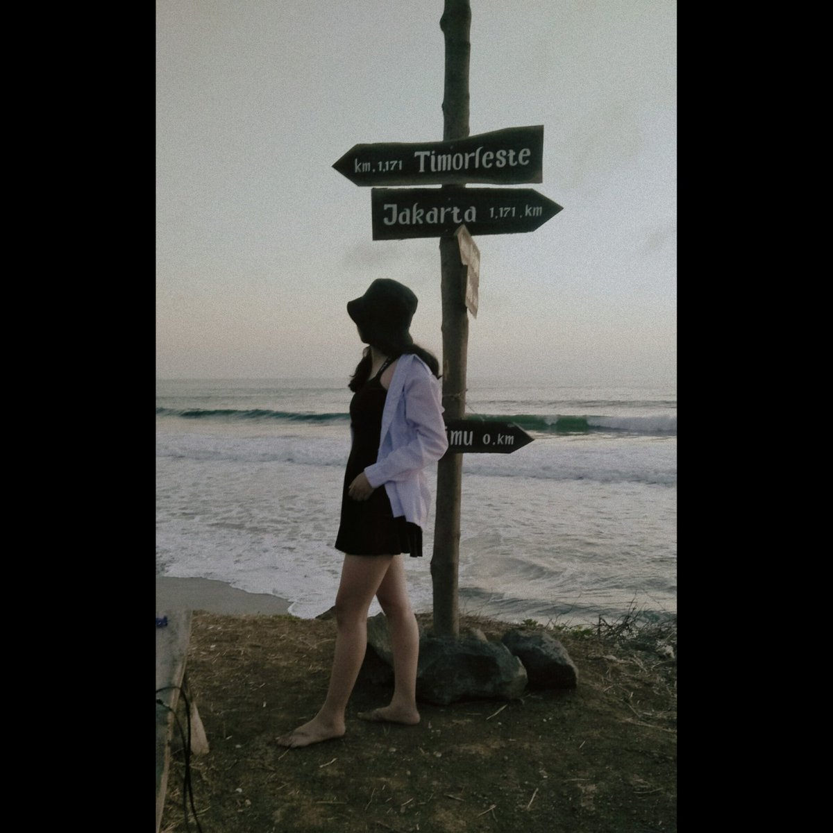 Therealmomo__'s tweet photo. Hanya mencari kesenangan disaat kesedihan melanda :)
#bali #balibeach #senang #funwithfriend #realfriend #badgirl #sadgirl #malming https://t.co/pupExJJz9v