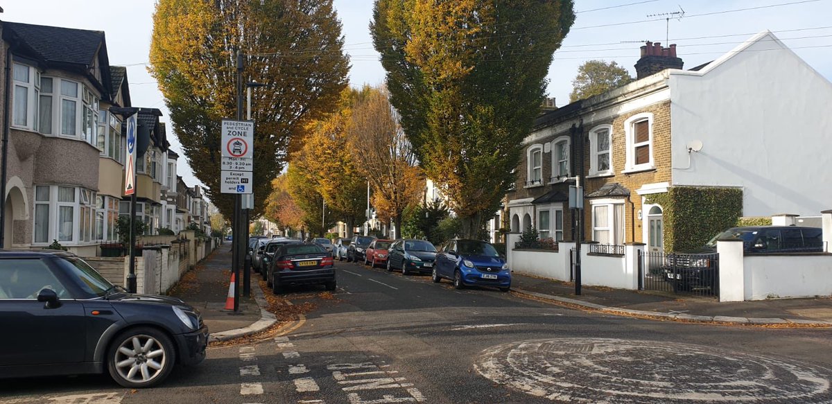 rectripp's tweet image. The signs are up! I repeat, the signs are up! Two more sleeps until our #healthyschoolstreets in #forestgate . If you can volunteer to help things go smoothly, meet at 8am in Fred’s on Monday 11th.