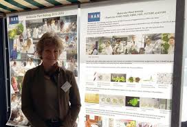 HANnl's tweet image. Zitten de kids zich te vervelen? Neem ze mee naar de bieb van Nijmegen. Om 15.00 uur legt docent Anna Czerednik uit wat #GMO is tijdens #InScience Junior Big Idea. Gratis entree bit.ly/2qiT1Jn #onderzoek #Nijmegen