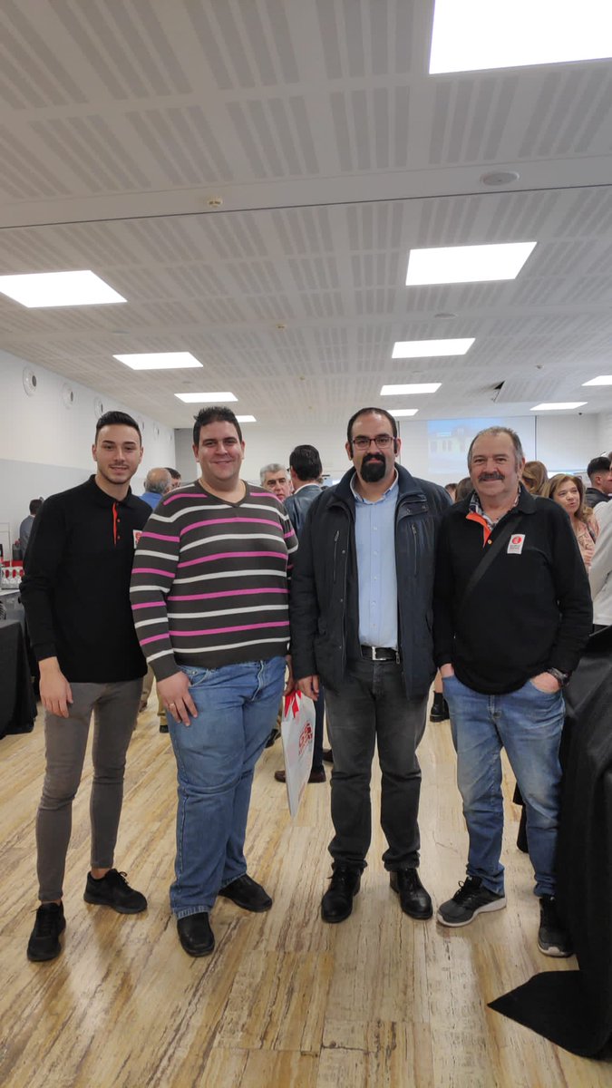 TallerBox's tweet photo. Participando y conociendo las novedades del sector. Saludos desde las Jornadas de Talleres del siglo XXI en @fremm_es! https://t.co/adjHZxLgHf