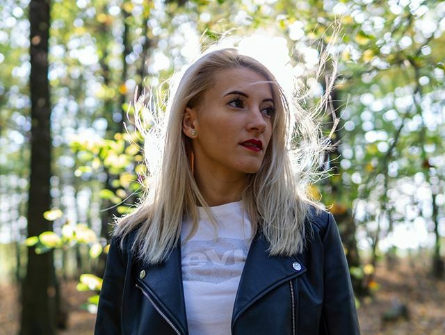 sszemtelen's tweet photo. Juci.
#mik #ikozosseg #hungary #instacool #instagood #instanature #instaminimal #photoshoot #portrait #portraitphotography #photography #picoftheday #f4f #sonycollective #sonyimages #sigma #girl #hungariangirls #forest #agameoftones #loaded_lenses #ig_po… https://t.co/iw95OkqDLv https://t.co/NzgXKb31GN