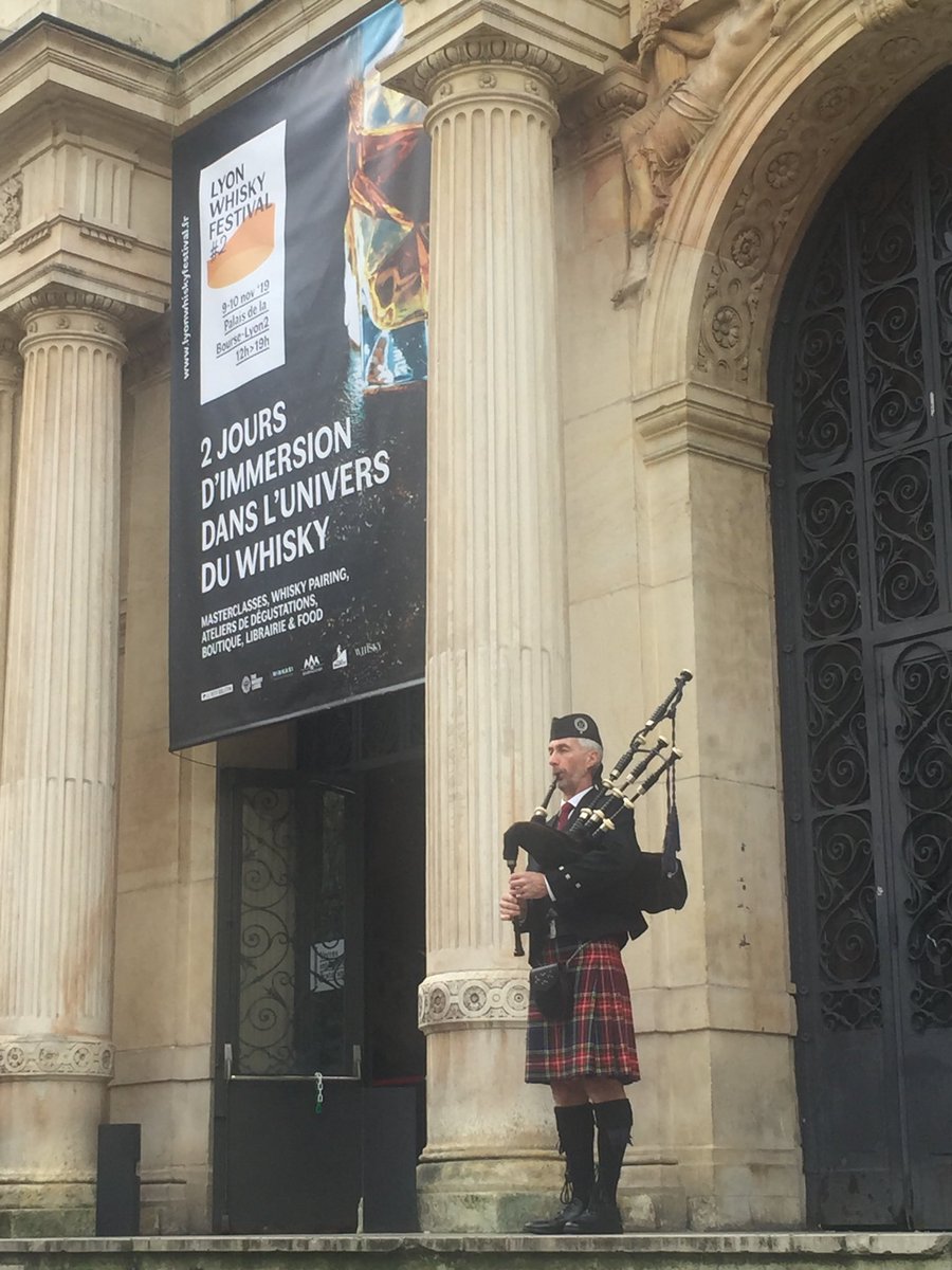 #lyonwhiskyfestival revient ce WE au #palaisdelabourse #lyon    Vous pouvez venir déguster jusqu à dimanche !