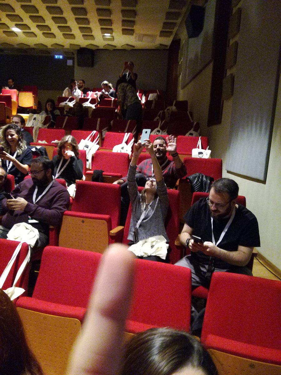 irozag's tweet image. Back-selfie :) #digitized19