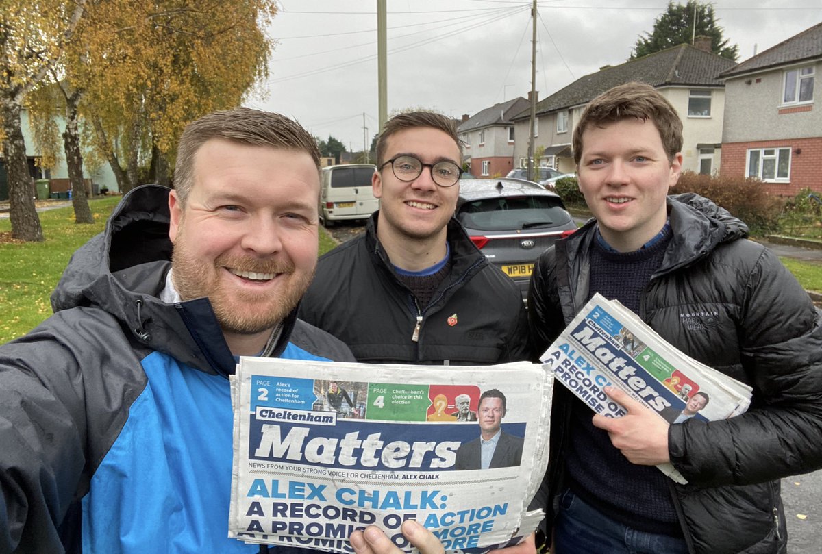 _LiamWalker_'s tweet image. Out in a rainy #Cheltenham this morning supporting the brilliant @AlexChalkChelt for his re-election campaign #BackAlex #VoteConservative #GE2019