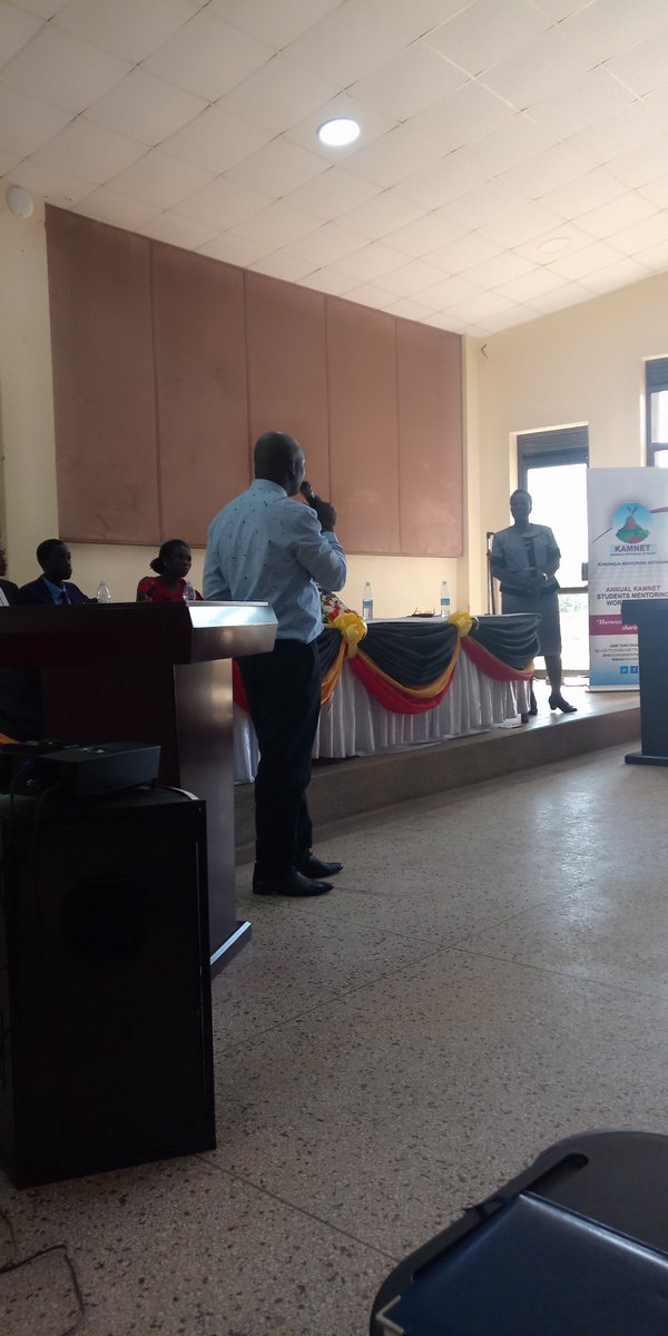 RicOkello's tweet photo. Let there be one Karamoja - Ogwaria @Kmentoring #ChangeThroughSharing #EnterpreneurialYouth https://t.co/uShVIfYyCU