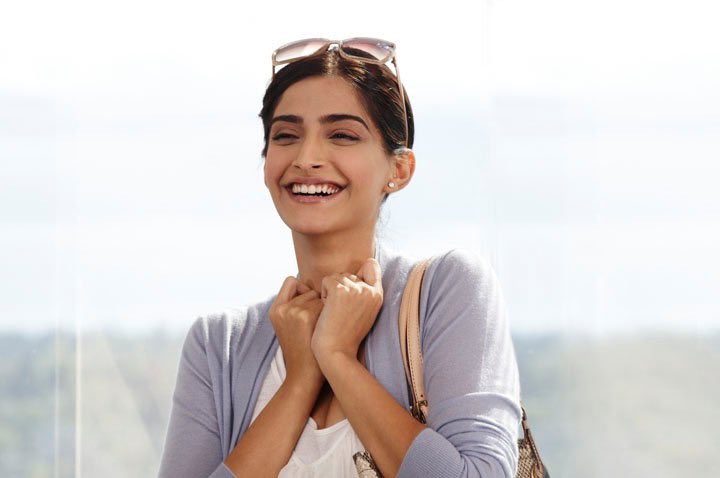 SonamKapoorFC tweet picture