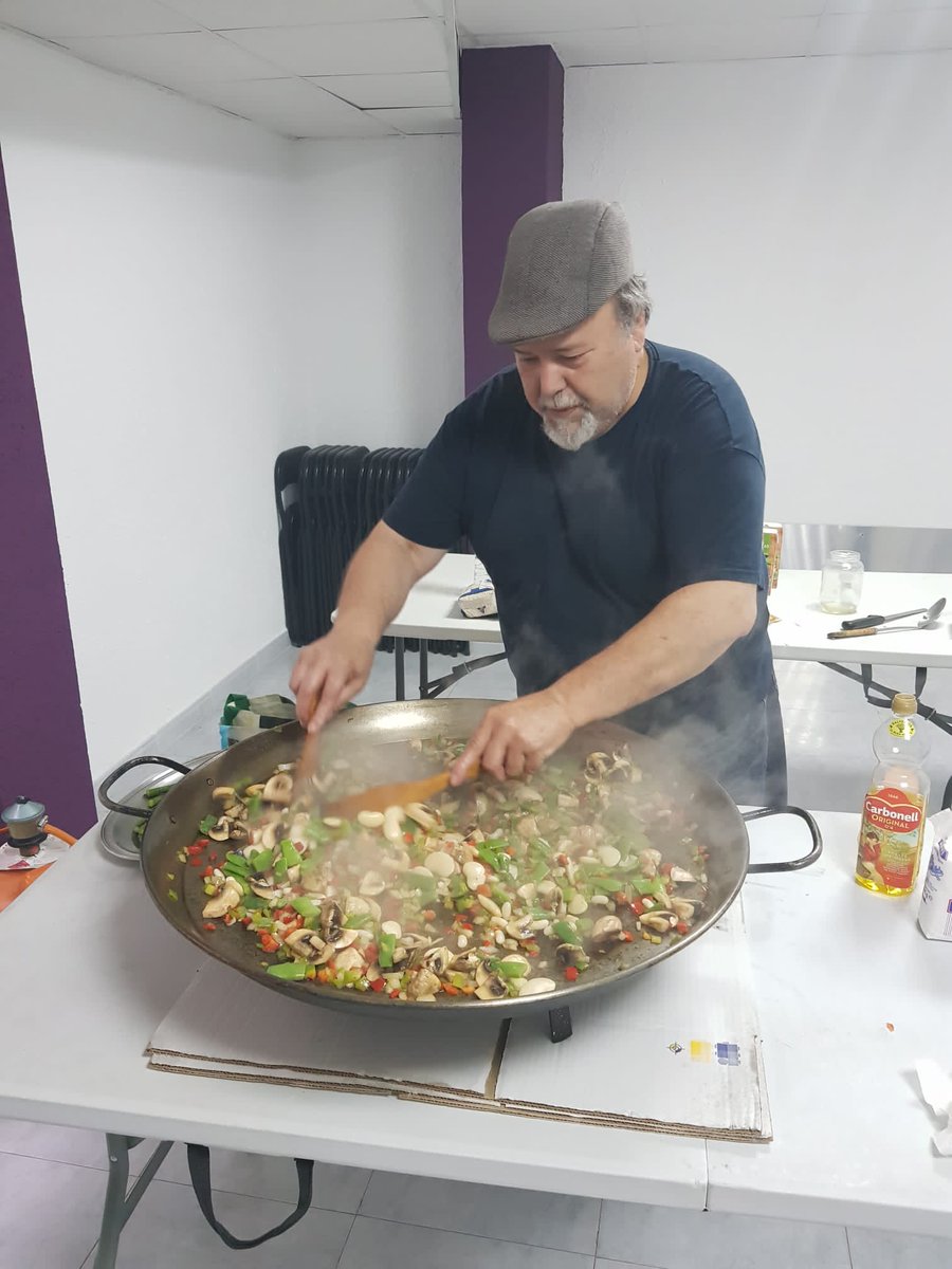 No solo de reflexión viven lxs militantes
Hoy comemos juntxs.
Gracias Manolo.
#JornadaRP