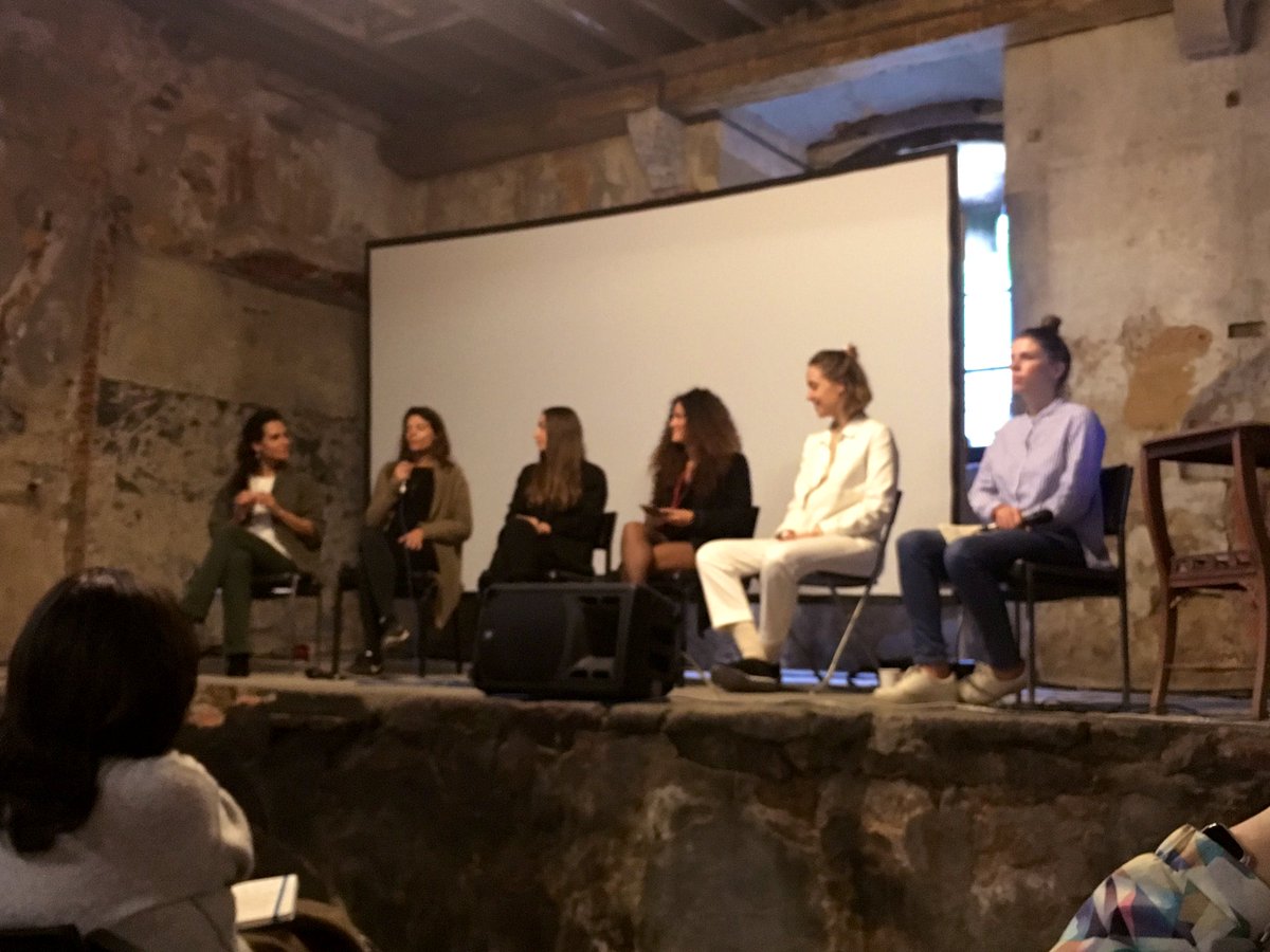 SerenaPiselli's tweet photo. Inspiring panel on #sustainablefashion. #lessonlearned  :  
-critical sense
-partnership 
-activism
And don’t blame yourself! https://t.co/M2qwN6Hqho