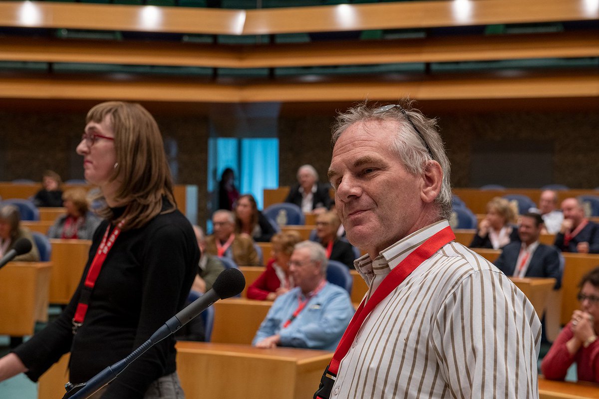 Honderden nieuwe enthousiaste SP-leden kwamen vandaag bij elkaar. Onze beweging voor rechtvaardigheid blijft maar groeien!💪

Ook meedoen? Word nu lid🍅
👉sp.nl/lid-worden👈
