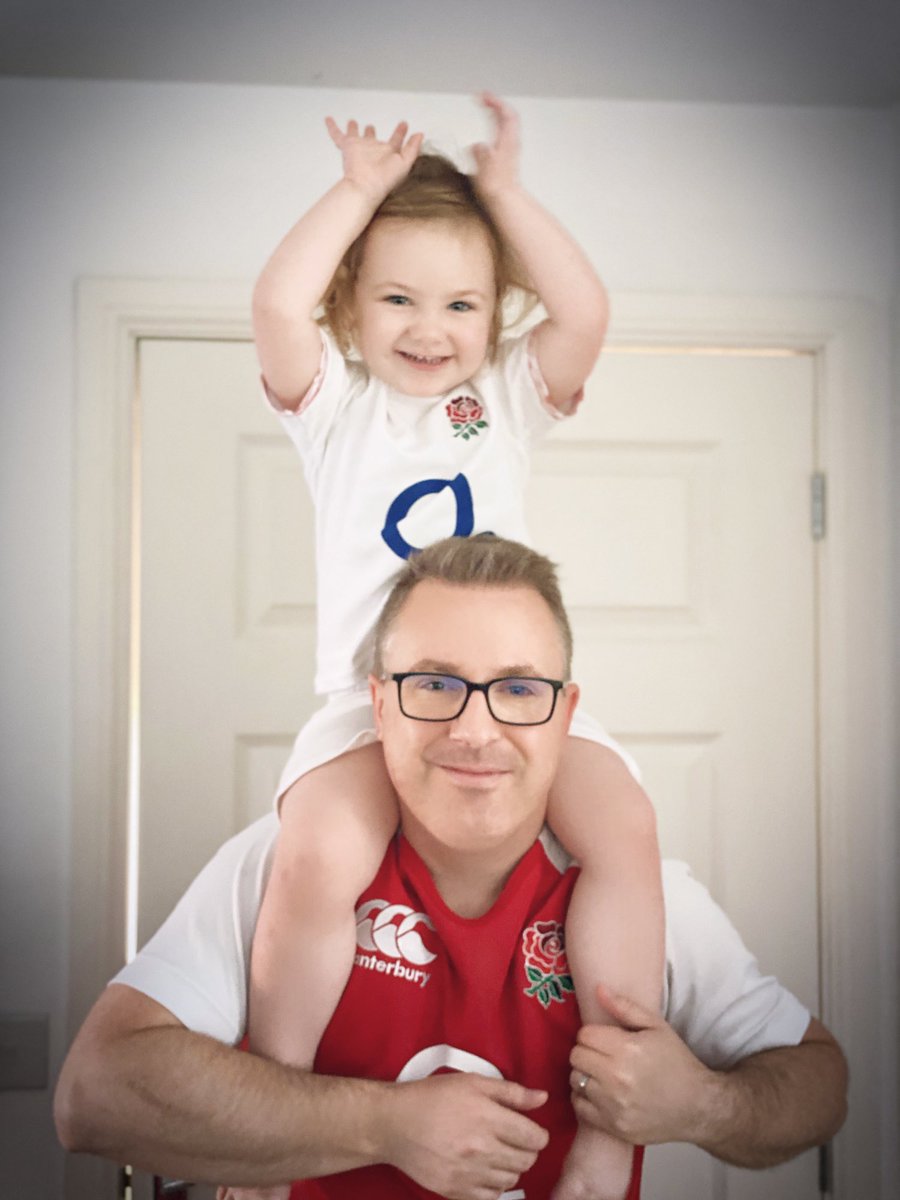 Opteka's tweet image. Beau &amp;amp; I looking forward to cheering on the #RedRoses kicking off their first November international against @FranceRugby! Let’s go @EnglandRugby &amp;amp; #SendHerVictorious @O2sports #QuilterInternationals @canterburyNZ