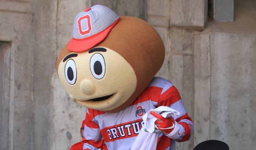 awfulannouncing's tweet photo. Today's noon ET kickoffs include Ohio State-Maryland and Penn St.-Minnesota. 

Early start times are ruining the gameday experience for fans who want to wake up later and tailgate longer https://t.co/YZuhgTpkm5 https://t.co/sDfue4UUDu