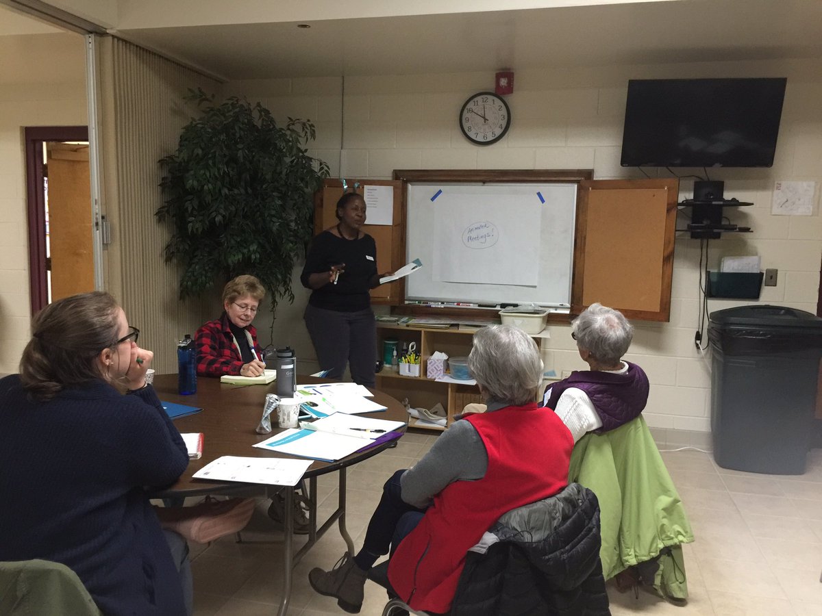 IPC_Chesapeake's tweet photo. Theyโre building their Green Teams! Holy Family Catholic, St. Margaretโs Episcopal, Beth Shalom, and All Saints Lutheran Church are learning and sharing with each other and gearing up to restore their watersheds! #OneWaterPartnership https://t.co/6DzzFNaWXk