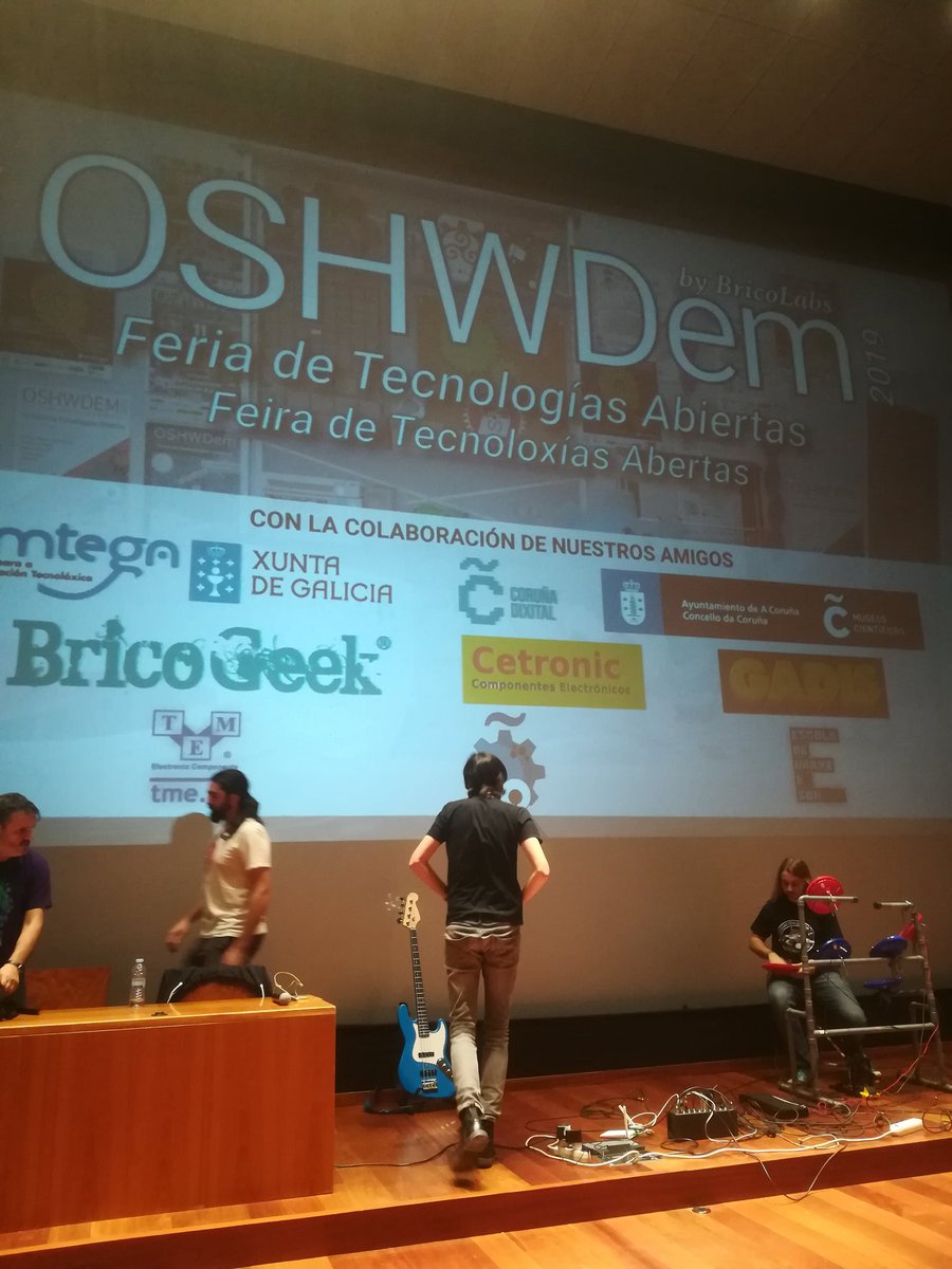 Branquiobot tweet media