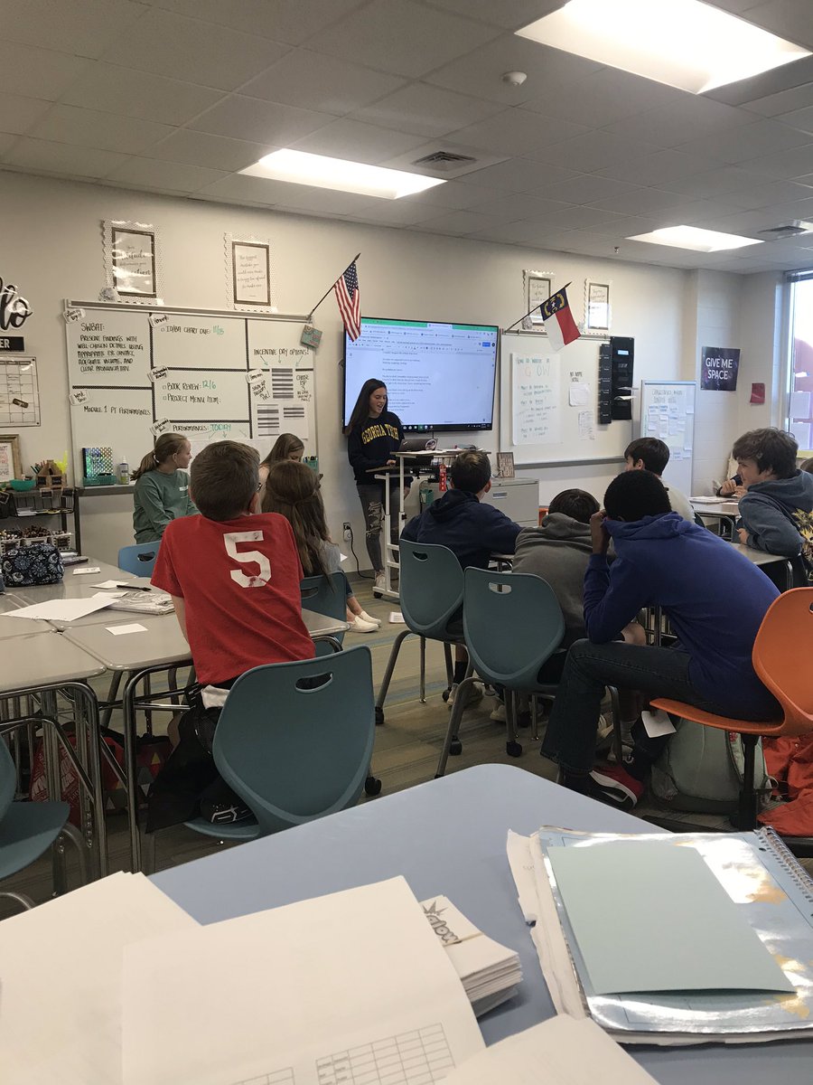 ElizabethBadg15's tweet photo. A truly enjoyable day in 8th ELA hearing students’ poems from their refugee experience performance tasks!  Thanks @MsRosales_AFMS! https://t.co/6wuMSfyQIV